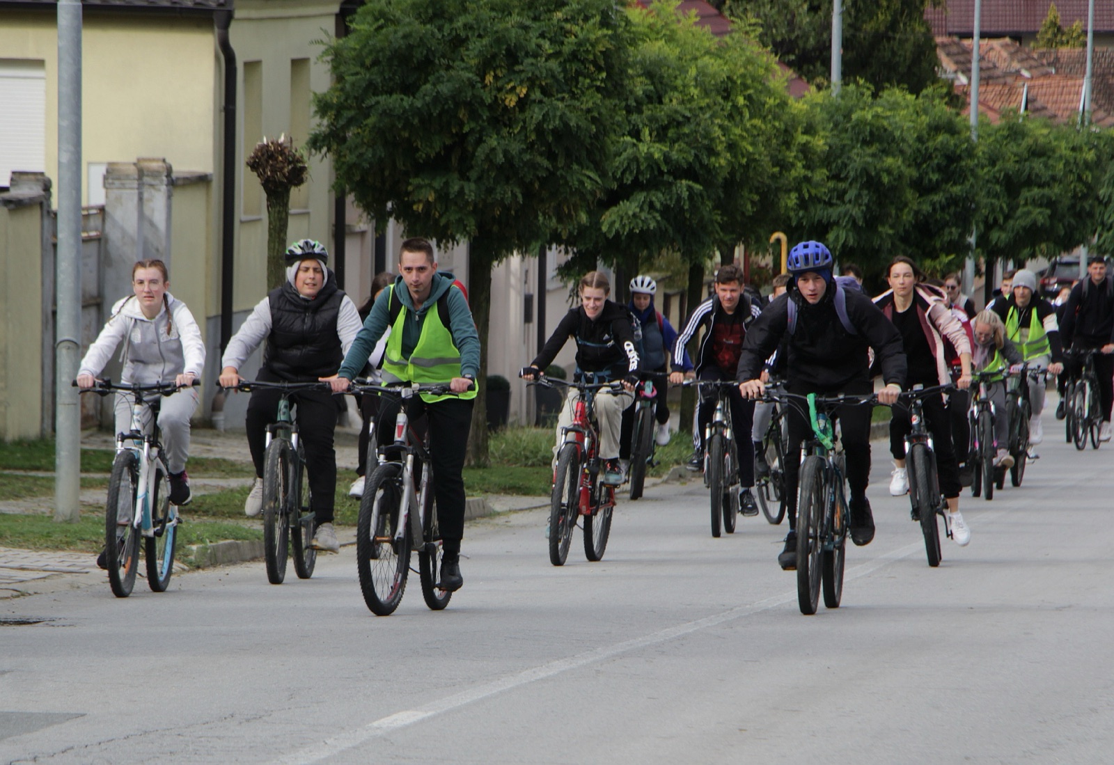 Sudionici biciklističke krunice mladih u Marijinu svetištu